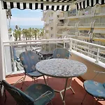 Apartment Seafront